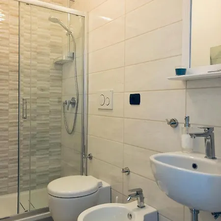 Il Poeta Sul Mare 3*