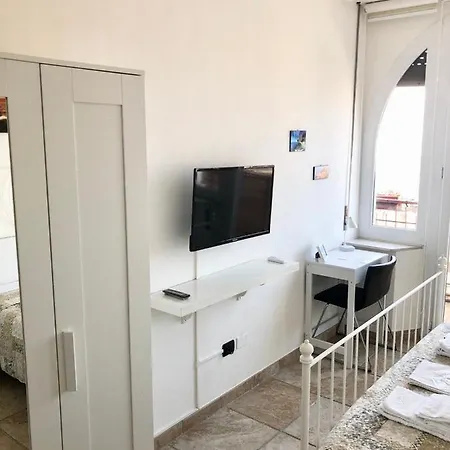 Il Poeta Sul Mare 3*